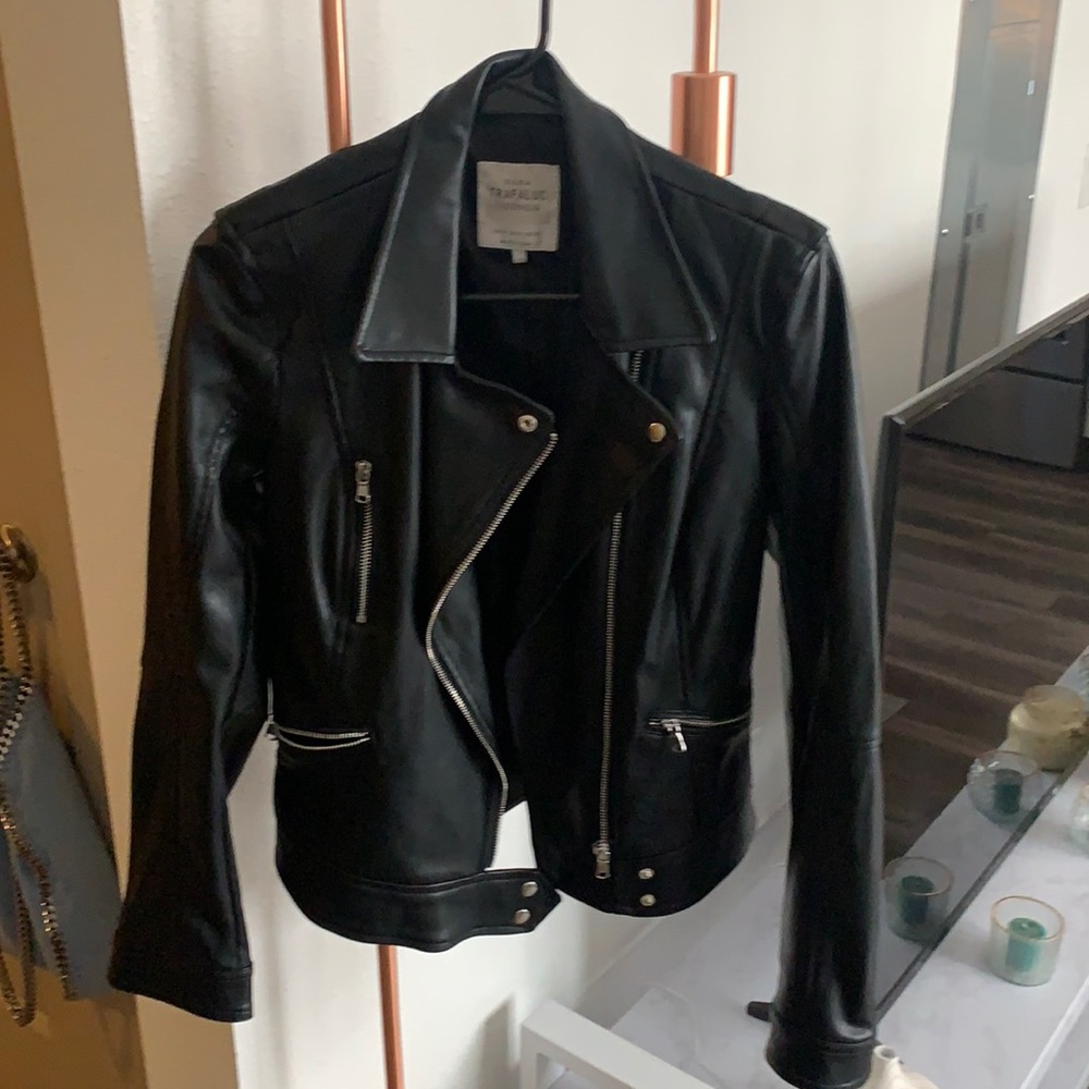 Zara leather jacket size M! Like new condition
